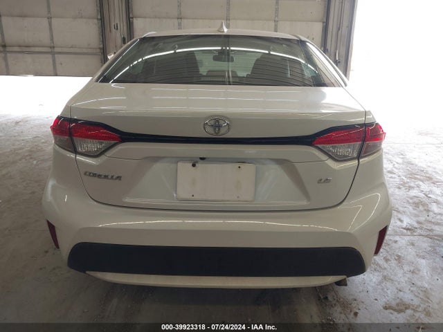 Toyota COROLLA LE 2022 5YFEPMAEXNP345889 Image 17