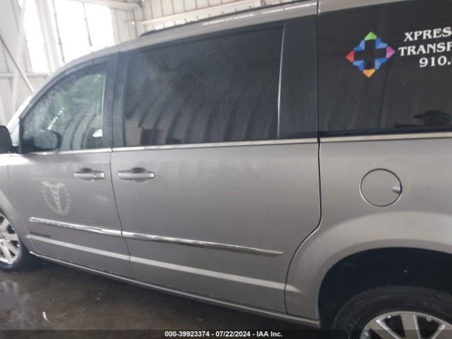 2C4RC1BG8FR716027 Chrysler Town & Country Touring