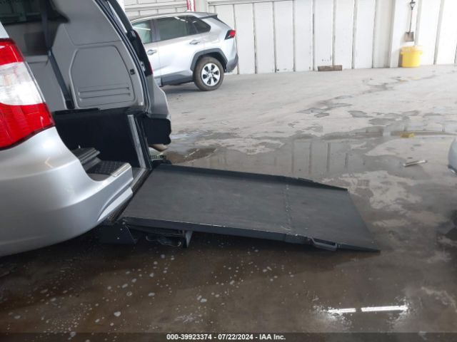 2C4RC1BG8FR716027 Chrysler Town & Country Touring