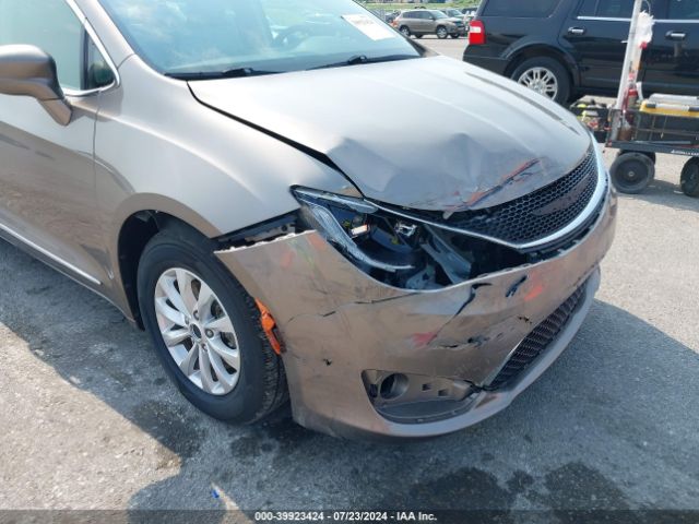 2C4RC1BG8HR711901 Chrysler Pacifica Touring-l