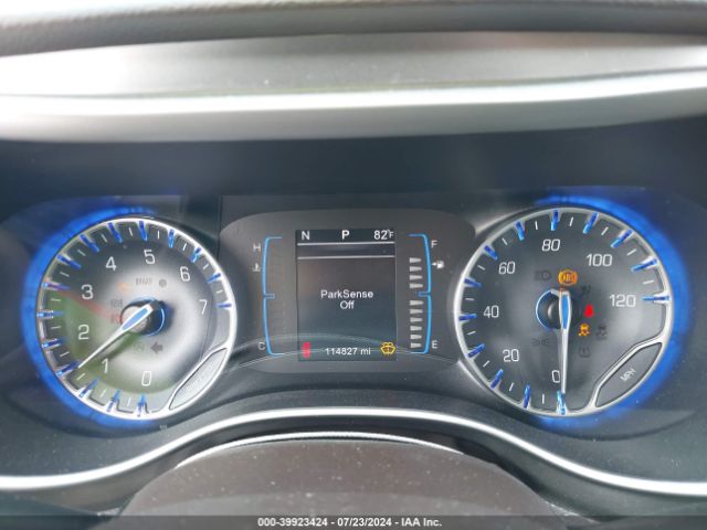 2C4RC1BG8HR711901 Chrysler Pacifica Touring-l