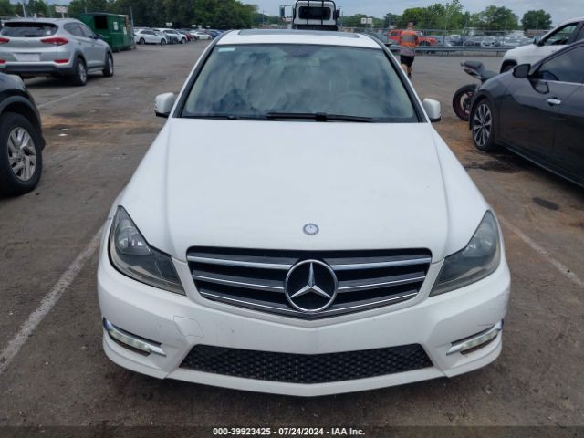 WDDGF4HB5ER305853 Mercedes-Benz C 250 Luxury/sport