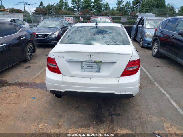 WDDGF4HB5ER305853 Mercedes-Benz C 250 Luxury/sport