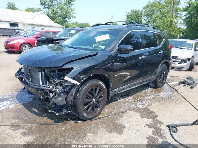 Nissan ROGUE SV 2017 5N1AT2MV9HC821570 Image 2