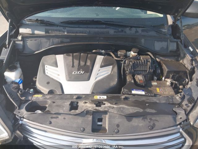 KM8SMDHF3HU217121 Hyundai Santa Fe Se
