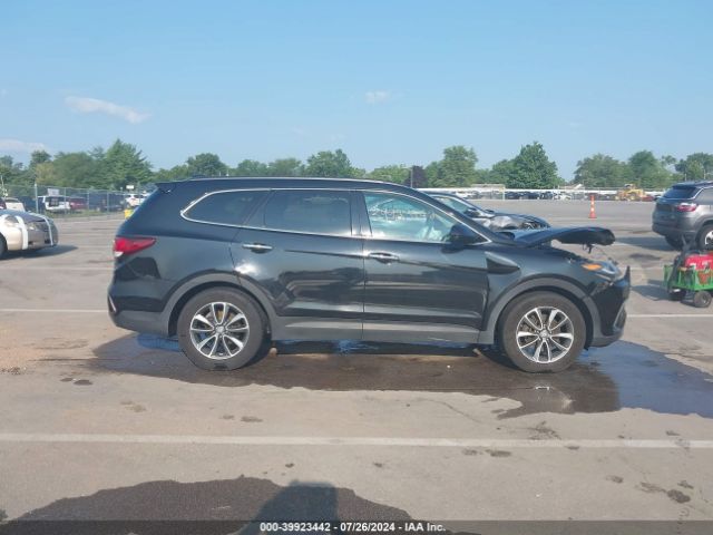 KM8SMDHF3HU217121 Hyundai Santa Fe Se