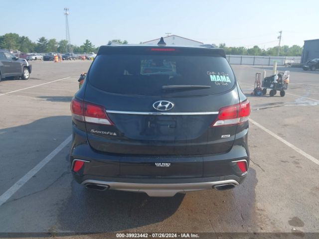 KM8SMDHF3HU217121 Hyundai Santa Fe Se