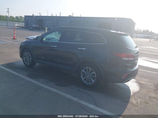 KM8SMDHF3HU217121 Hyundai Santa Fe Se