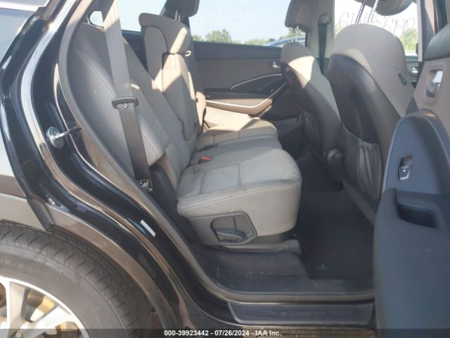 KM8SMDHF3HU217121 Hyundai Santa Fe Se