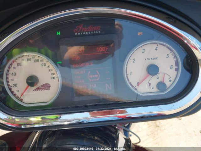 2015 INDIAN MOTORCYCLE CO. CHIEFTAIN 56KTCAAA4F3327018 Photo 6