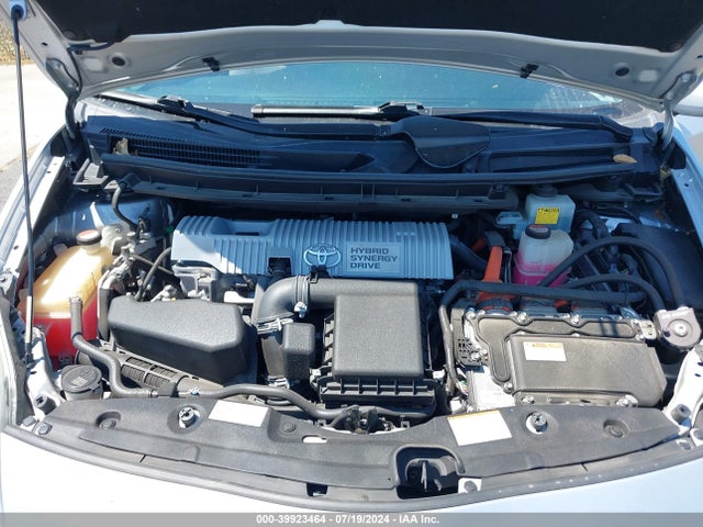 Toyota Prius Two 2015 JTDKN3DU7F0484573 Image 10