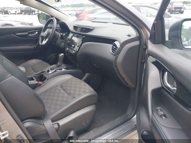 JN1BJ1BV5NW349781 Nissan Rogue Sport Sv Fwd Xtronic Cvt