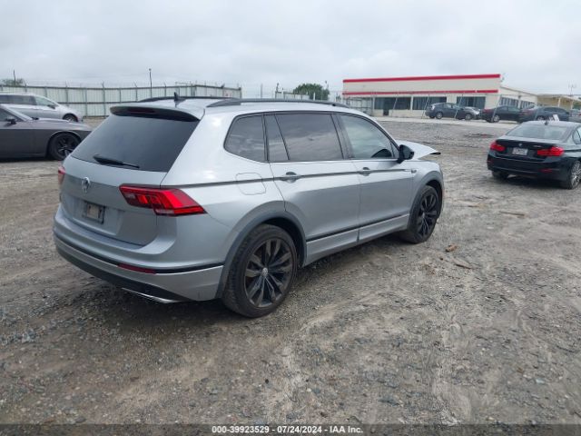 3VV3B7AX9MM120167 Volkswagen Tiguan 2.0t Se/2.0t Se R-line Black/2.0t Sel