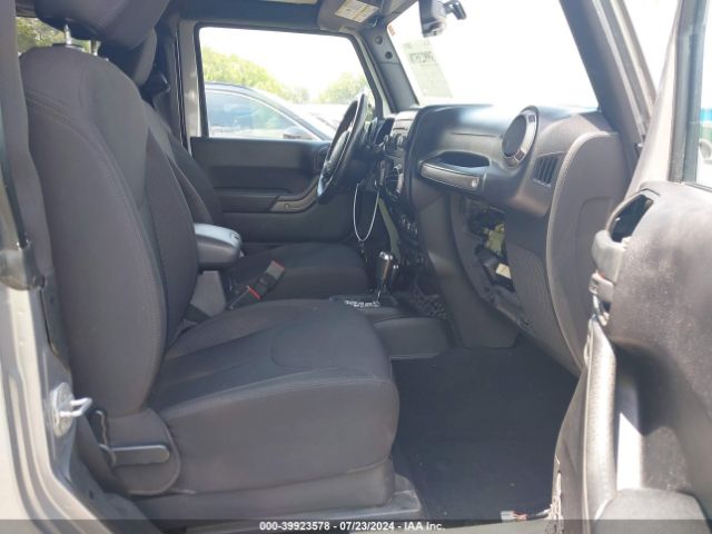 1C4AJWAG7EL126152 Jeep Wrangler Sport