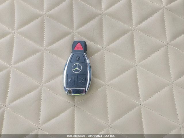 W1KAF4GBXPR102130 Mercedes-Benz C 300 Sedan
