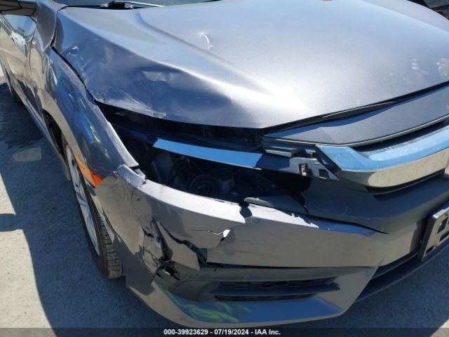 2HGFC2F58JH517853 Honda Civic Lx