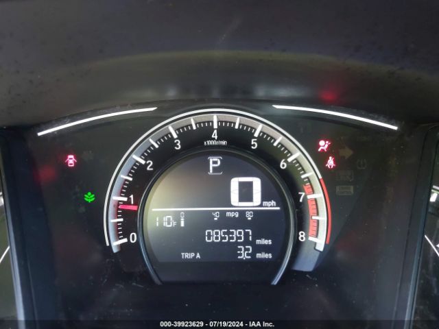 2HGFC2F58JH517853 Honda Civic Lx