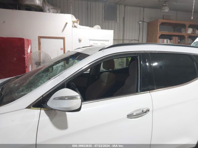 5NMZUDLB8JH062764 Hyundai Santa Fe Sport 2.4l