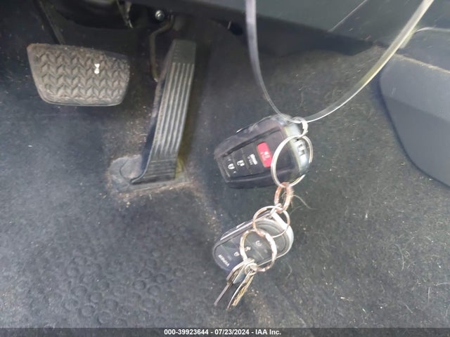Toyota CAMRY LE 2019 4T1B11HK5KU234675 Image 11