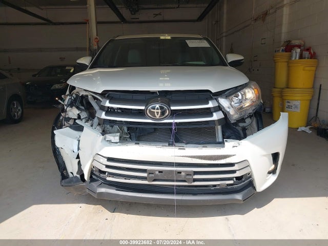 Toyota Highlander Xle 2019 5TDJZRFH7KS598356 Image 6