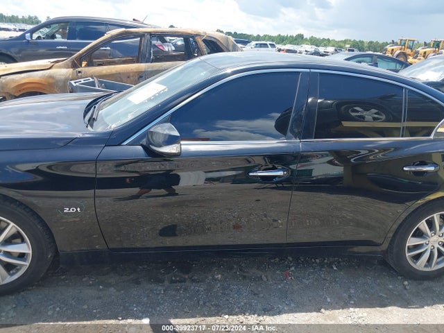 JN1CV7AR3HM680567 Infiniti Q50 2.0t Premium