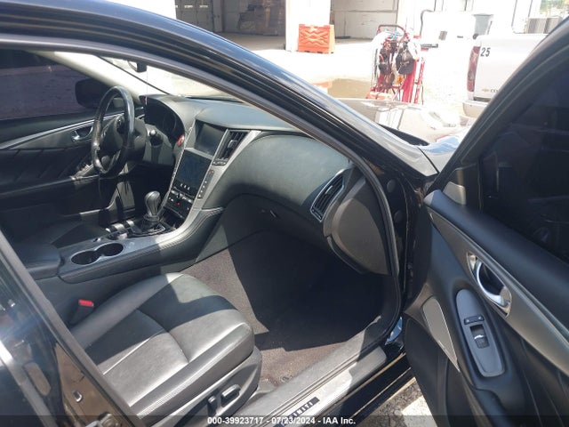 JN1CV7AR3HM680567 Infiniti Q50 2.0t Premium