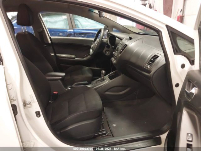 KNAFK4A6XG5504144 KIA FORTE LX
