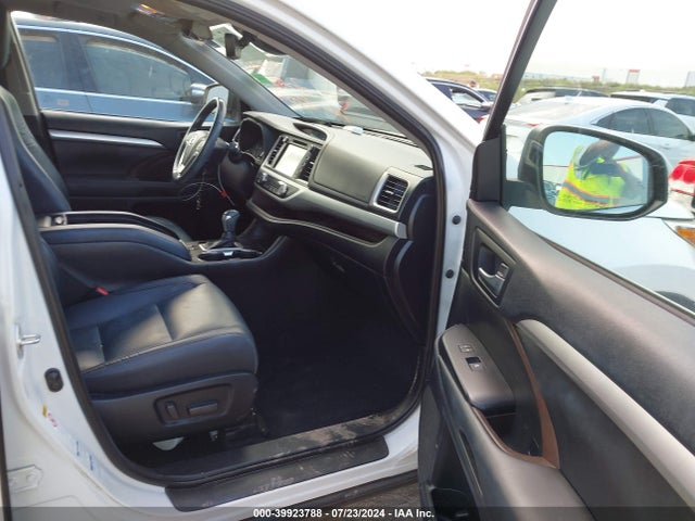 Toyota Highlander Xle 2019 5TDJZRFH3KS594532 Image 5