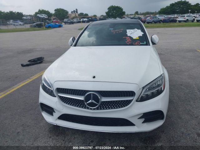 W1KWF8DB2MR607642 Mercedes-Benz C 300 Sedan