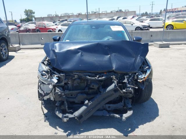 3MZBN1L36HM132398 Mazda Mazda3 Touring 2.5