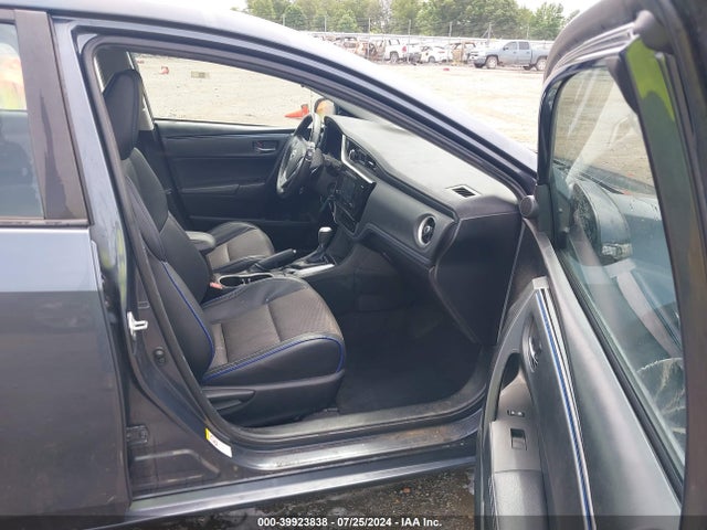 Toyota COROLLA SE 2017 5YFBURHE4HP670475 Image 5