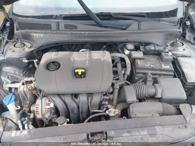 3KPF24AD1KE107811 KIA Forte Lxs
