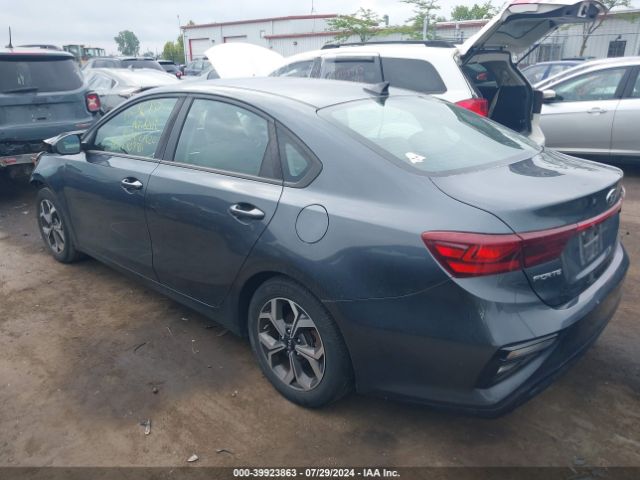 3KPF24AD1KE107811 KIA Forte Lxs