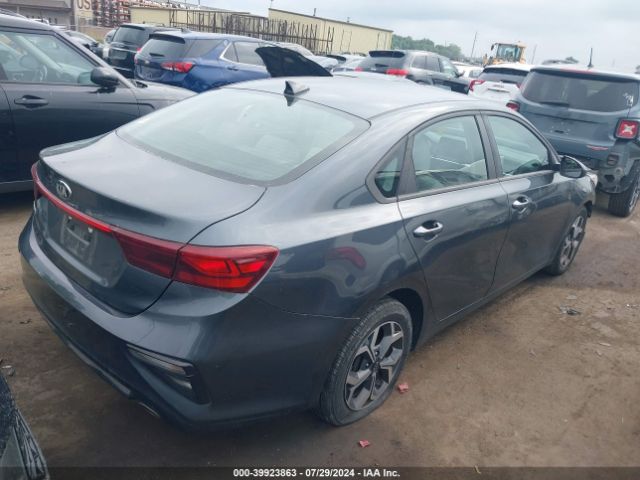 3KPF24AD1KE107811 KIA Forte Lxs