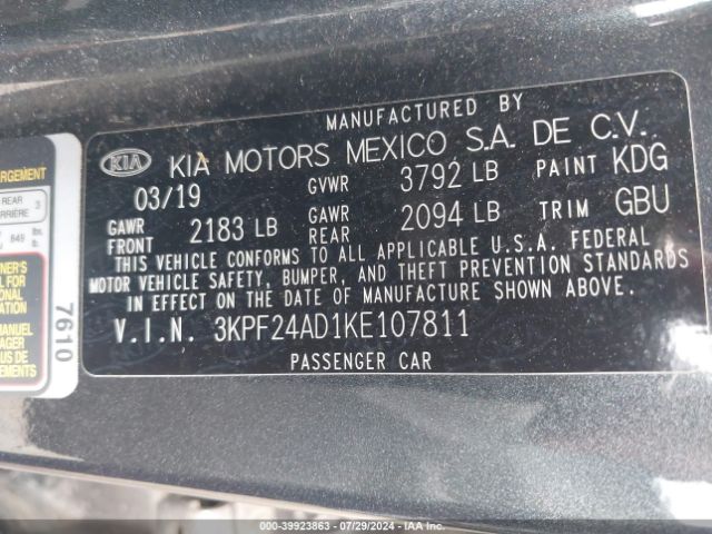 3KPF24AD1KE107811 KIA Forte Lxs