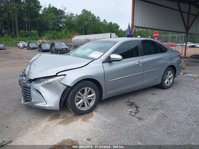 Toyota CAMRY LE 2015 4T4BF1FK7FR468848 Image 2