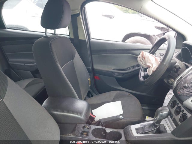 Ford FOCUS SE 2014 1FADP3F24EL367437 Image 5