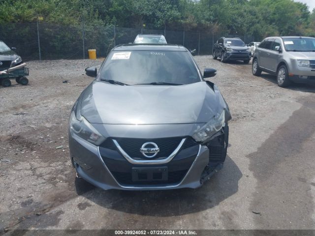 1N4AA6AP2JC402091 Nissan Maxima 3.5 Sl