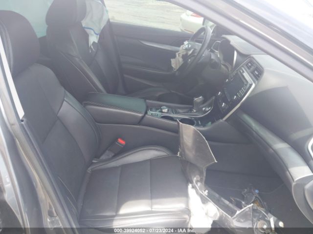 1N4AA6AP2JC402091 Nissan Maxima 3.5 Sl