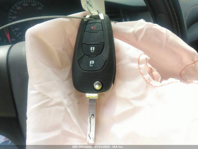 3GNCJKSB4KL388884 Chevrolet TRAX LS