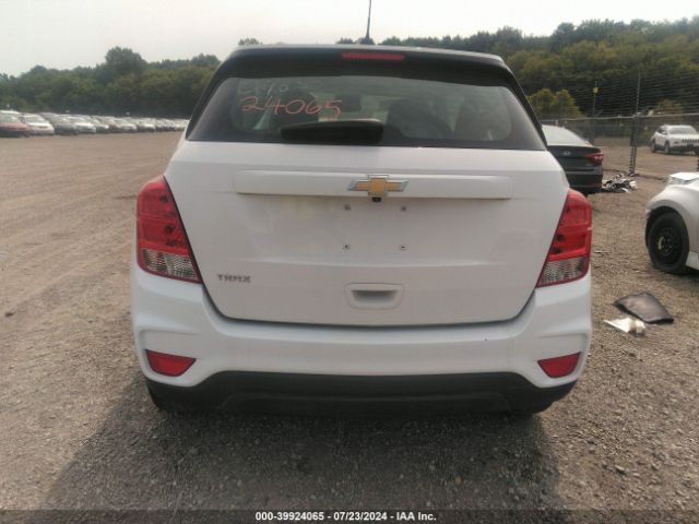 3GNCJKSB4KL388884 Chevrolet TRAX LS