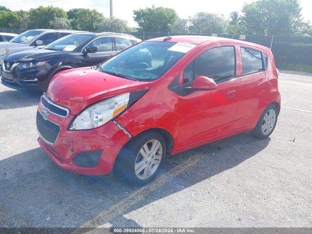 Chevrolet Spark 1lt Auto 2014 KL8CD6S93EC511443 Image 2