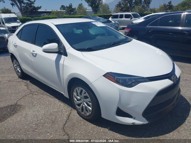 Toyota COROLLA LE 2017 2T1BURHE0HC926515 главное изображение