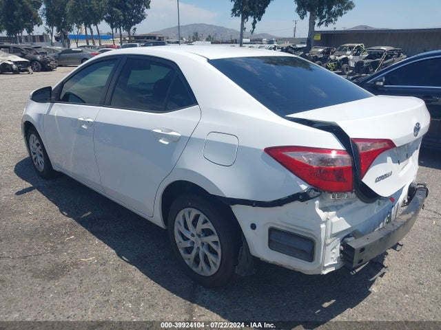 Toyota COROLLA LE 2017 2T1BURHE0HC926515 Image 3