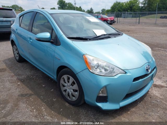 JTDKDTB32E1063124 Toyota Prius C Two