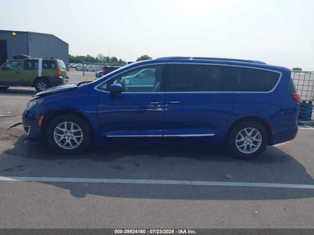2C4RC1BG2LR284367 Chrysler Pacifica Touring L