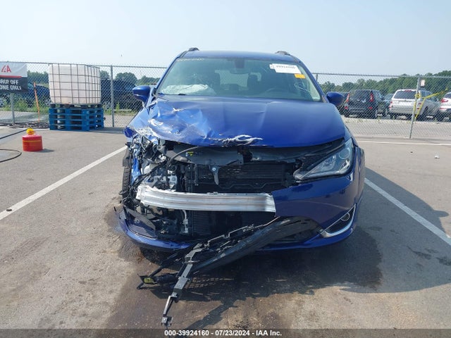 2C4RC1BG2LR284367 Chrysler Pacifica Touring L
