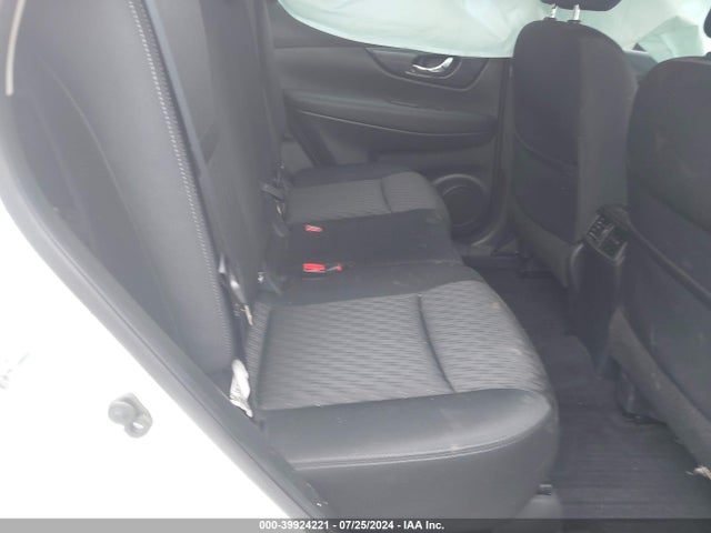 Nissan ROGUE SV 2017 KNMAT2MV1HP545611 Image 8