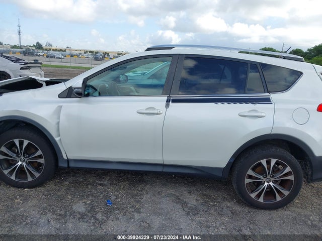 Toyota Rav4 Limited 2015 2T3YFREV9FW213138 Image 13