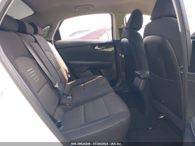 3KPF34AD7KE044890 KIA FORTE S